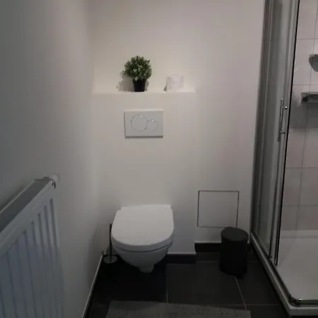 Mons Downtown / Station Entire Housing 2 Bedrooms *